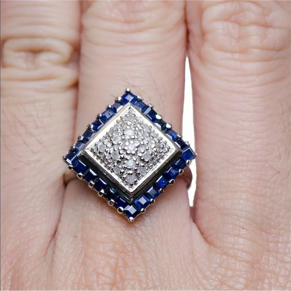 Diamond Shaped Sapphire Ring